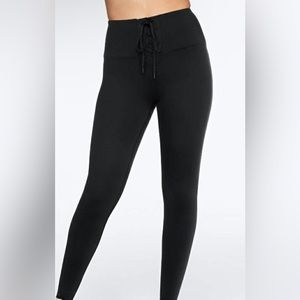 Victoria’s Secret Ultimate Leggings.